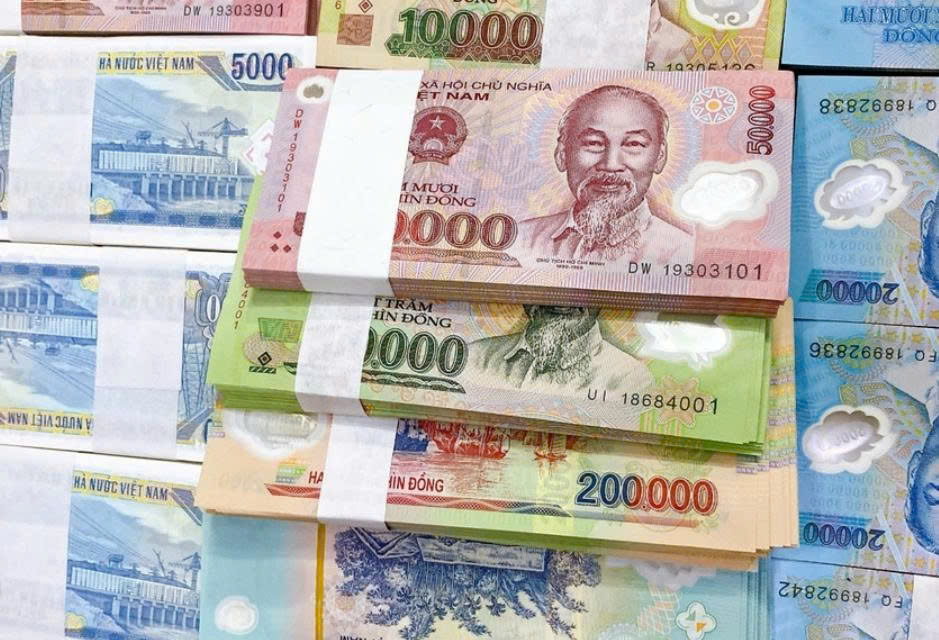 Đổi tiền mới để “lì xì” dịp Tết có thể bị xử phạt hành chính không?