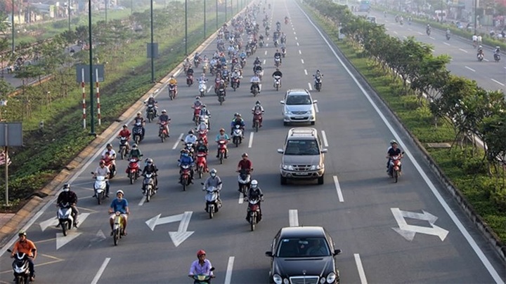 Quy định mới 2026 về xử phạt lỗi không tuân thủ vạch kẻ đường